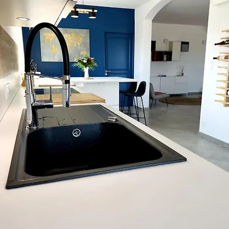 Avec Piscine Et Jacuzzi 3 Min Ferienhaus *