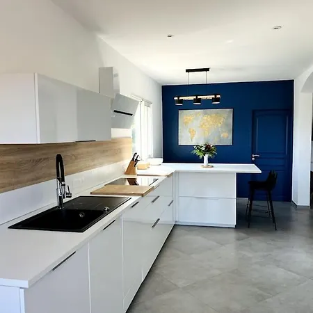 Avec Piscine Et Jacuzzi 3 Min Tatil Evi